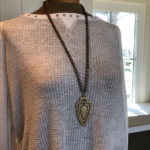 Anthropologie arrow head necklace! - Picture 2 of 4